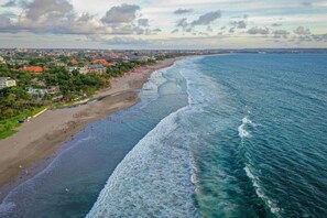 Unclassified image, 2 of 28, button - Luxury Deluxe DBL Escape W/ Free WiFi and Parking (Bali)