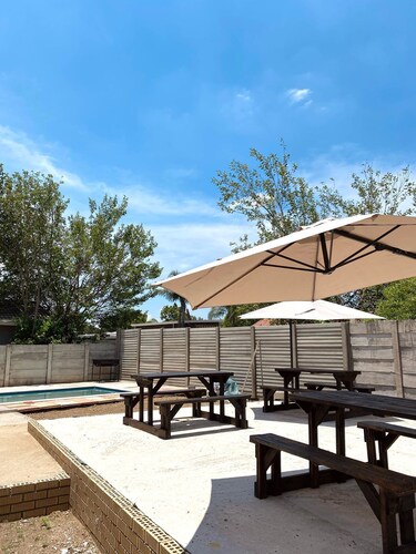 Malkhon Guesthouse: Cleaner, Safe, Central - Your Perfect Base. Family Freindly