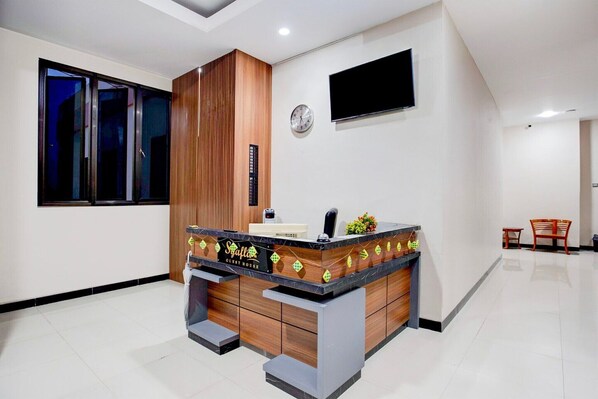 Entrance / Reception