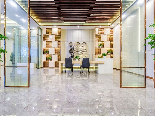 Lavande Hotel Tianmenshan Branch