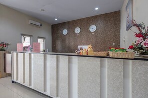 Entrance / Reception
