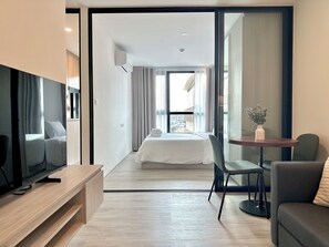 1 chambre, fer et planche à repasser, Wi-Fi, draps fournis