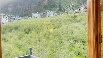 Standard Room | Property grounds