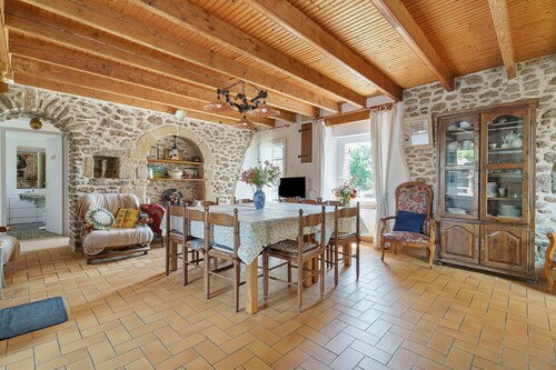 Maison de vacances « Gîte Renouard » avec jardin privé, Wi-Fi et climatisation