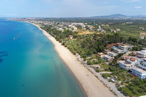 Beach - Althea Suites 4 by Rentals Pro - Nea Moudania Halkidiki (Nea Moudania)