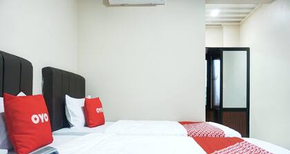 Luxury Twin Stay with Free WiFi and Parking