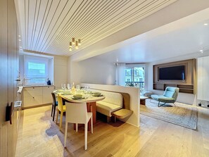 Interior - Urban Elite YourHostHelper (Deauville)