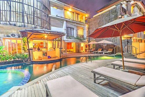 Luxury Double Suite with Pool and Parking