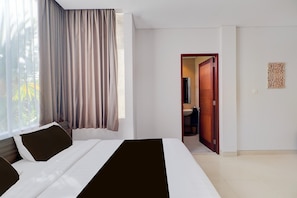 1 habitación y escritorio 