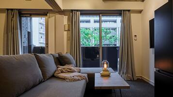 Double Room | Free WiFi, bed sheets