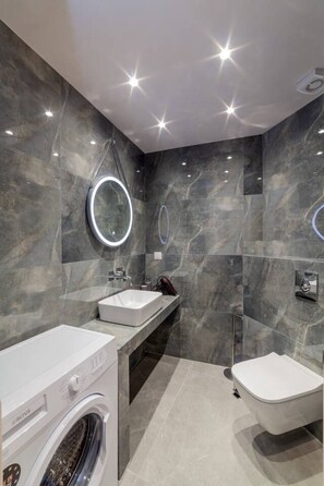 Hair dryer, towels - Althea Suites 1 by Rentals Pro - Nea Moudania Halkidiki (Nea Moudania)