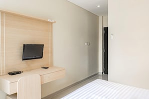 Room - Luxury Deluxe DBL Escape W/ Free WiFi and Parking (Bali)