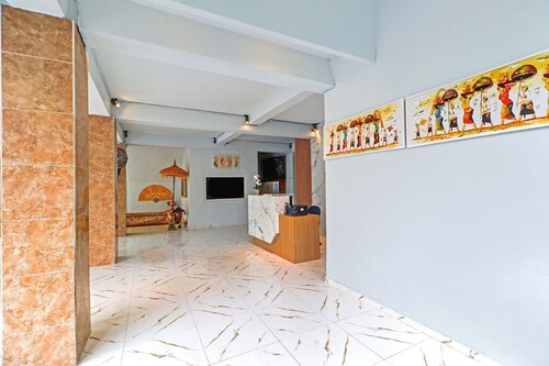 Stylish Double Suite Escape W/ Free WiFi and Pool