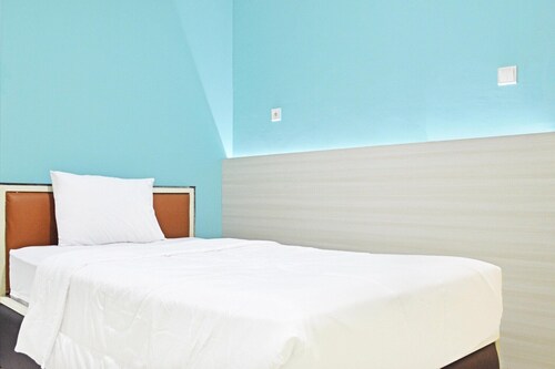 Luxury Single Escape with Free WiFi and Parking
