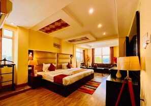 Chambre familiale, vue sur la ville