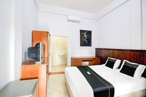 Room - Stylish Double Suite Escape W/ Free WiFi (Bali)