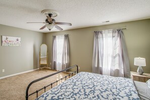 Room - Great for Military Families! Quiet Columbia Home (Columbia)