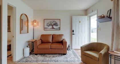 5 Mi to Elephant Rocks State Park! Quaint Condo