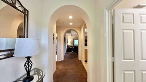 Interior - Comfy Cove Resort Stay for 8 (Kissimmee)