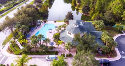 Comfy Cove Resort Stay for 8