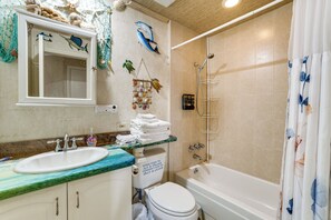 Bathroom - Boat Slip & Pool: Port Charlotte Waterfront Oasis (Port Charlotte)