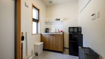 Apartment, Garden View | Private kitchen | Fridge, microwave, cookware/dishes/utensils