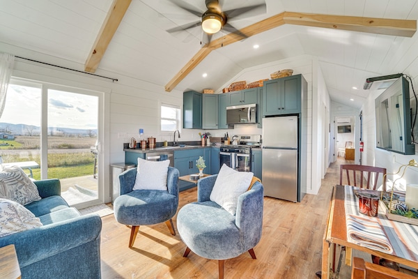 Allenwood Vacation Rental | 2BR | 1BA | 600 Sq Ft | 4 Steps to Enter