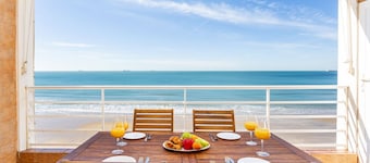 Bahia Beachfront Apartment