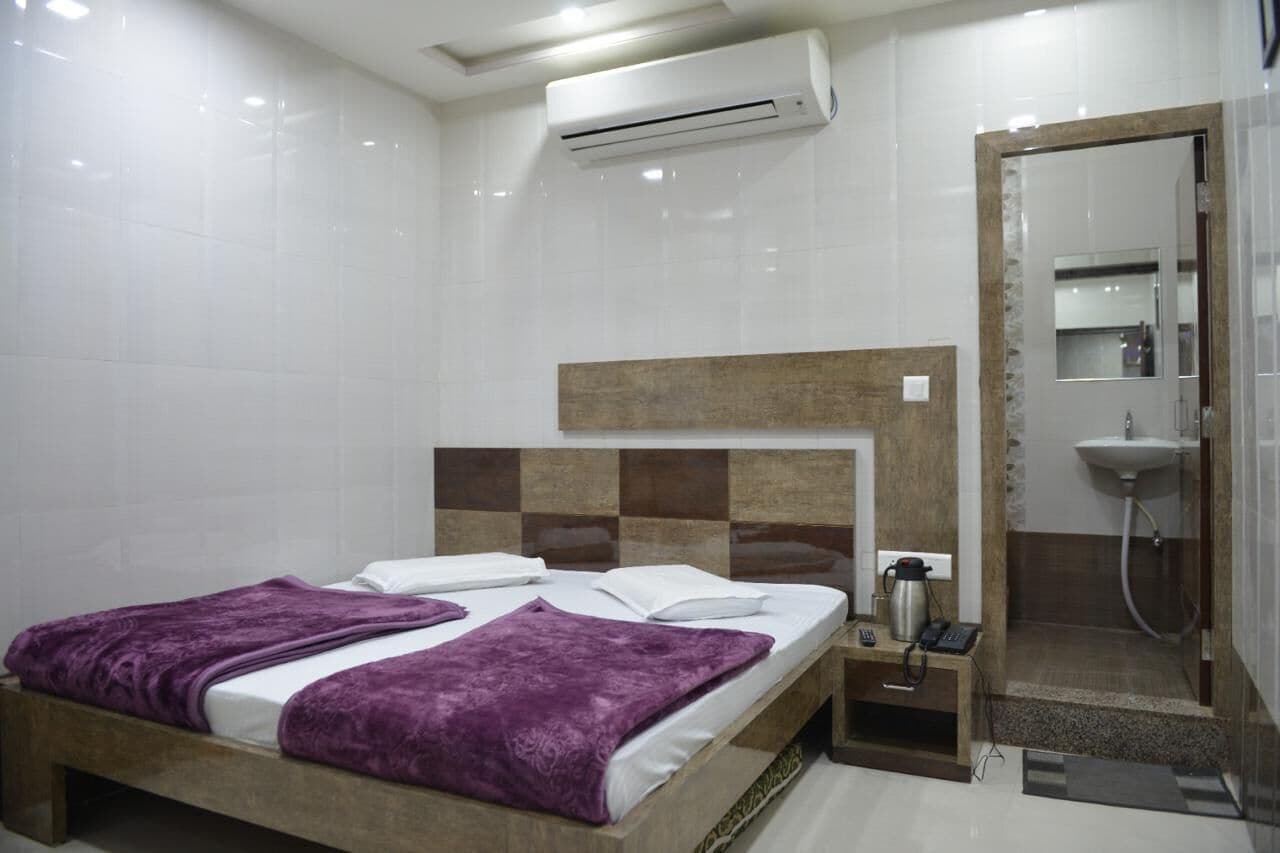 Deluxe Double Room | Free WiFi