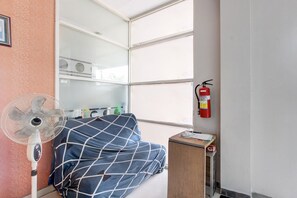 Interior - Cozy Deluxe Double Escape w/ Free WiFi (Semarang)