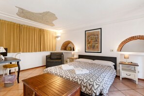 3 bedrooms, WiFi, bed sheets - 7 Archi – 3-Bedroom Apartment in the Heart of Como (Como)