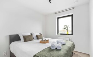 3 Schlafzimmer, Schreibtisch, WLAN, Bettwäsche