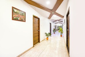 Interior - Hotel Ratna Palace (Ahmedabad)
