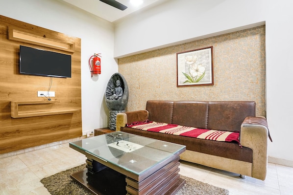 Living area - Hotel Ratna Palace (Ahmedabad)