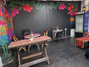 Daily continental breakfast for a fee - Hostel MALLKU (Cusco)