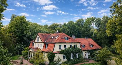 Gutshaus am See in Alleinlage | Feldberger Seen | Seegut Blaue Blume ( 35 Gäste)