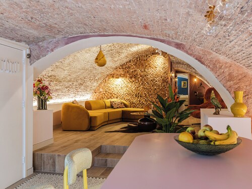 Wilsons Collection of Suites