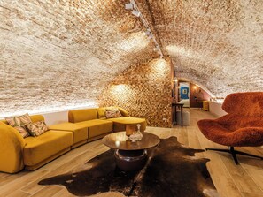 Deluxe Apartment | Living area - Wilsons Collection of Suites (Utrecht)