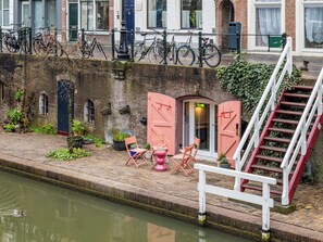 Exterior - Wilsons Collection of Suites (Utrecht)