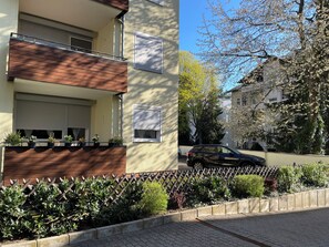Property grounds - Vacation apartment Stadt-Wald-Park in the heart of Bad Harzburg with balcony (Bad Harzburg)