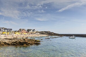 Beach - Walk to the beach, private garden, family house (Batz-sur-Mer)
