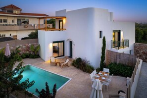 Outdoor dining - Gemini Villas - Horizon (Rhodes)