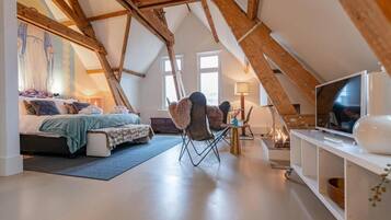 Suite Luxe, vue ville | Coffres-forts dans les chambres