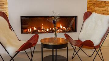 Chambre Double Confort, vue ville | Intérieur
