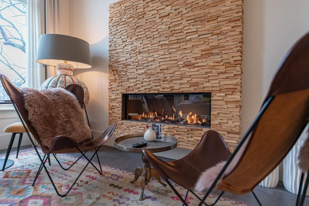 Deluxe Double Room, City View | Interior