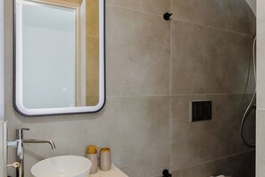 Hair dryer, towels - Villa Vasaltis in Gennadi (Rhodes)