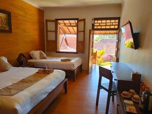 Deluxe Triple Room, Non Smoking - Bawangan Bromo  (Kab Probolinggo)