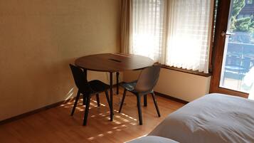 Comfort-Doppel- oder -Zweibettzimmer, Balkon, Bergblick