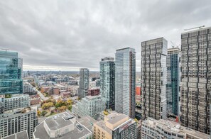 Miscellaneous - West Queen Stays (Toronto)