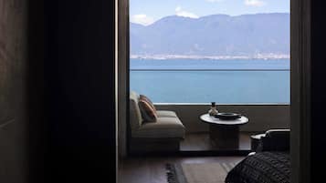 Chambre Double Supérieure, patio, vue lac | Terrasse/Patio